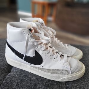 Nike Blazer Mid '77 Vintage Casual Shoes